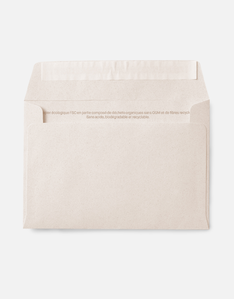 Enveloppe Ouverte Avec Carte De Papier De Note